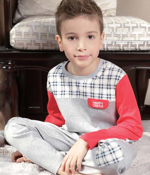 快樂(lè)城堡時(shí)尚內(nèi)衣男童