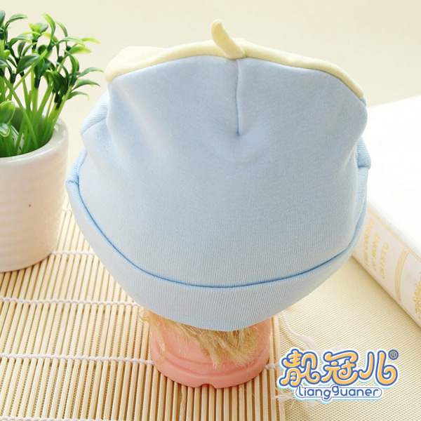 靚冠兒嬰幼兒草莓帽子背面