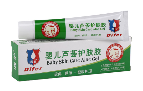 滴護(hù)嬰兒蘆薈護(hù)膚膠.jpg 滴護(hù)嬰兒蘆薈護(hù)膚膠.jpg
