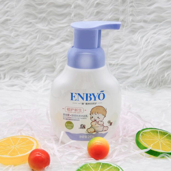 嬰倍愛舒潤洗發(fā)沐浴乳.jpg 嬰倍愛舒潤洗發(fā)沐浴乳.jpg