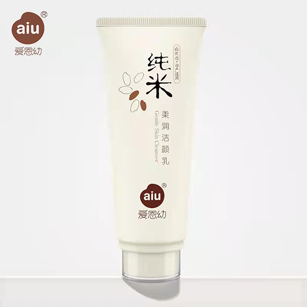 愛恩幼純米柔潤潔顏乳