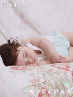 潤(rùn)嬰寶哈衣淡綠色