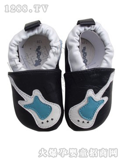 ��(y��u)����ɫ�����W��Ь