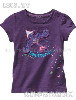 ��һ����ɫŮͯT��