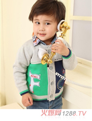 ҁF353ǰ_(ki)~nͯbС܇(ch)ɐ(i)ٴͯ