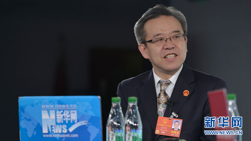 吳仰東：特高壓輸電、發(fā)展高載能產(chǎn)業(yè)、建設小型微電網(wǎng)解決風電消納難題