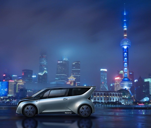 牽手紅旗 漢能太陽能汽車會更進(jìn)一步嗎？