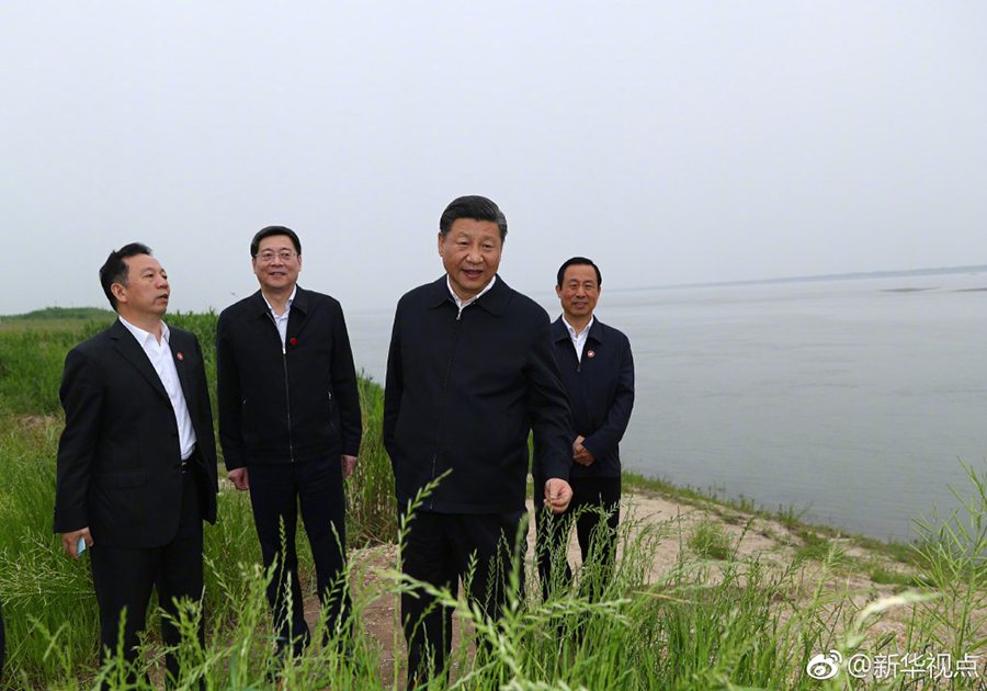 習近平：長江經(jīng)濟帶發(fā)展每一步都要穩(wěn)扎穩(wěn)打