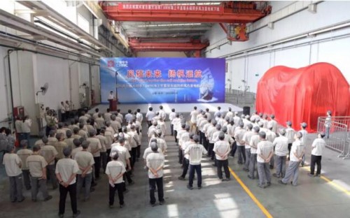 國內(nèi)最大功率海上半直驅(qū)永磁同步風(fēng)力發(fā)電機成功下線！