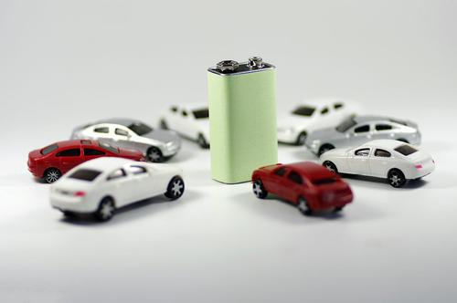 新能源汽車補貼退坡 動力電池產業(yè)持續(xù)承壓